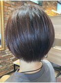 ショートボブ