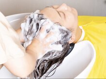 ヘッドマッサージメニューもご用意しております。