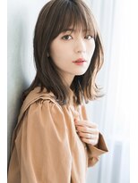 トッカ ヘアアンドトリートメント 難波店 外はねロブ×透明感ブラウン