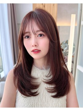 アフロートリノ(AFLOAT Leino) 20代30代大人可愛いレイヤーカット　顔周り前髪顔周りおくれ毛