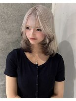 モニカ(MONIQA) ホワイトベージュ