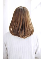 シュシュット(chouchoute)&nbsp;メルティカラー髪質改善ウェーブミディアム似合わせカット/249