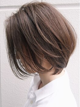 グレネイド 飾磨店(GRENADE)の写真/年齢を重ねてもオシャレを楽しむ大人女性に大人気★こだわりの薬剤で、ダメージレス×艶のある仕上がりに♪