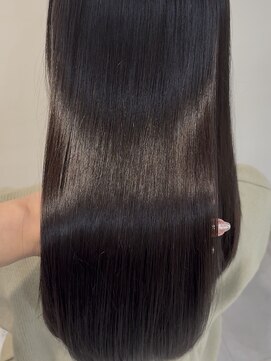 美髪改善！柔らかくまとまる中性ストレート