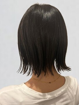 ロカ バイ ティアトロ ヘア サロン(ROCA by teatro hair salon) 切りっぱなしボブ 酸性ストレート 美髪 髪質改善 透明感カラー
