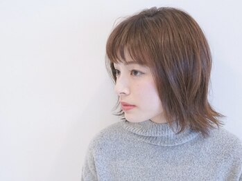 トロア(Toroa)の写真/今っぽい[ハイ透明感]や[透け感]が叶う。トレンドをおさえた提案で今までよりもっとキレイに。