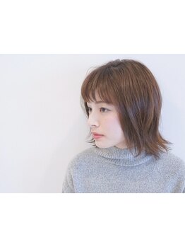 今っぽい[ハイ透明感]や[透け感]が叶う。トレンドをおさえた提案で今までよりもっとキレイに。