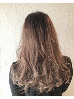 アンフィドットドゥルドゥ(AnFye.dueldo)&nbsp;【AnFye.dueldo ゆるまきロング × サクラ色ピンクグラデ 】