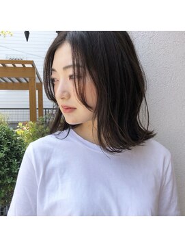 リジェールビューティガーデン(REJOUIR BEAUTY GARDEN) センターパート×外はねボブ