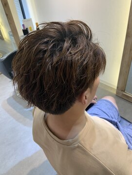 ウィール(WEALL) ☆デザインパーマ☆