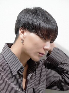 アルファ 新宿(alpha) サーフカール/ 刈り上げセンターパート/ブルーブラック[新宿駅]