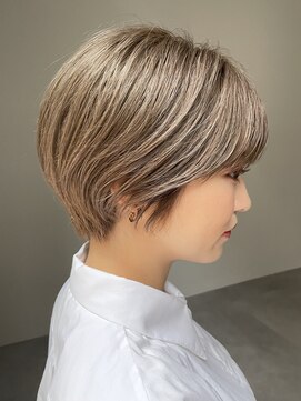 プラチナ(PLATINA) ◎ショートヘアショートボブショート丸みショートくびれショート