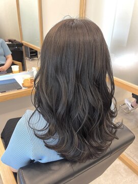  リュクスバトーバイトリコ 船橋南口店(Luxe BATEAU by tricot) アッシュブラウン