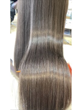 エクリ シセイドウ 麻布十番店(equri×SHISEIDO) 【麻布十番】酸熱トリートメント