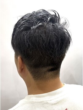 ヘア イノウエ HAIR INOUE メンズグレーアッシュショート
