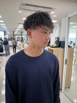 ケンジ 平塚ラスカ店(KENJE) ツイスパ/ツイストスパイラル/メンズパーマ/メンズカット