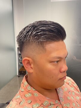 スカイシープレイス 錦糸町 ハードパートスキンフェード[錦糸町/理容室/バーバー/メンズ]