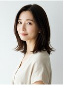 大人女性に似合う外ハネミディアム/ナチュラルスタイル