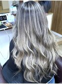 【デザインチェンジ】ミルクティバレイヤージュ×ブリーチ2回