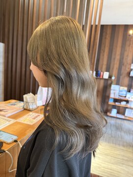 ブランシェ 小牧店(BRANCHE) ダブルカラー/透明感オリーブベージュカラー〔西尾〕