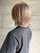 ディスコネクト(DISCO-N-NECT)&nbsp;ボブルフ ブリーチ ブロンドベージュ ウルフ ハイトーン