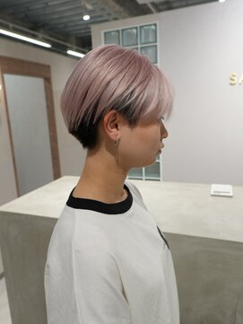 エン 栄店(enne) ピンクベージュ×刈り上げセンターパート