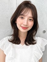アグノス 青山(Agnos)&nbsp;薄めバング愛されくびれヘア大人可愛い前髪ピンクベージュ