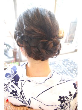 ベル(BELL) 浴衣に◎くずれにくいあみこみアレンジ【BELL桜新町/用賀】