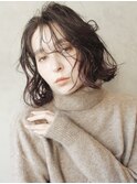 ニュアンスボブ_耳かけウェーブパーマフォギーベージュ_56808