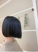 前下がりボブ