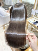 プラグ バイ ネオリーブ(plug by neolive)&nbsp;ピンクベージュ×髪質改善 [髪質改善/縮毛矯正]韓国mio26