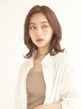 ルクスドレ 新宿(Luxe doree') くびれヘア/アースカラー/地毛風カラー/大人ヘルシー[新宿駅]