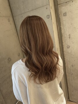 リビンバイアフロート(Livin by afloat) ブリーチなし　Ｗカラー　ベージュ　おおたかの森