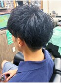 20代30代40代メンズショートフェザーマッシュツーブロック