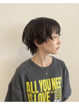 ニア(near) ショートウルフ○