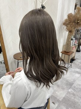 トイロ(toiro) グレージュ