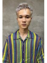 キイ ギンザ(k.e.y GINZA)&nbsp;スパイキーショート×ホワイトカラー