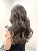 【夏向けデザインカラー】ハイライト×動きのあるスタイル