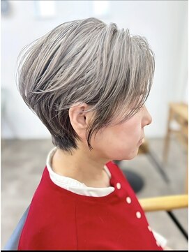 ビューティービースト 西町店(beauty:beast) 大人グレイヘア×ショート