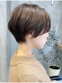 ショートヘア顔周りレイヤーブリーチダブルカラーショートボブ