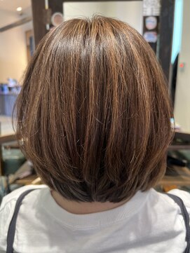 カシータヘアリゾート 熱田千年店(Casita Hair Resort) ボブレイヤー×ハイライト