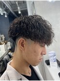 ラウンドマッシュテーパーフェード縦落ちツイストスパイラル