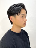 グラビートーキョー(GRABY tokyo)&nbsp;サイドパート×ツーブロックスタイル