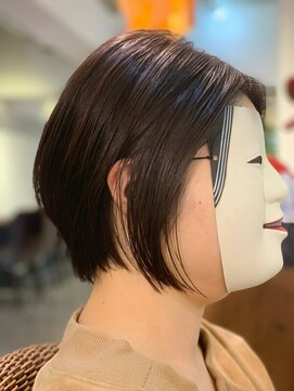 コマ(coma) 【coma中野】美髪マニッシュショートネイビーカラー