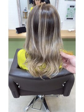 オリビアヘアー(OLIVIA HAIR) エアタッチバレイヤージュ×最高ケア