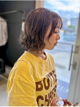 サロンプレッジエビノマル(salon PLEDGE ebinomaru)の写真/大人可愛いレディースパーマで毎日を楽しく!頭浸浴とトリートメントで理想の質感を叶えるボブパーマサロン