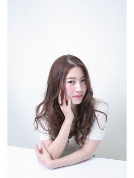 トレパルッキエーレサカイ(tre parrucchiere sakai) [-tre-]マーメイドロング