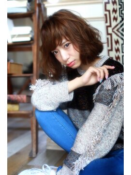 テイラー(Taylor) ハニーブラウンxクシュクシュボブ