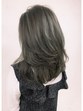 ラエティス(Laetus) ブリーチ毛、ハイダメージ毛の縮毛矯正はお任せ☆