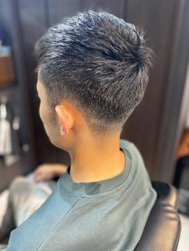 バーバーバー 四谷(BARBER-BAR) 大人の刈り上げスタイル